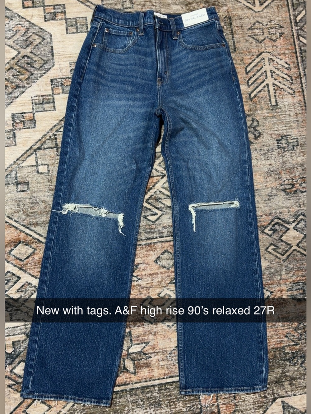 Abercrombie & Fitch Relaxed High-Rise Jeans - Medium Blue with Knee Distress